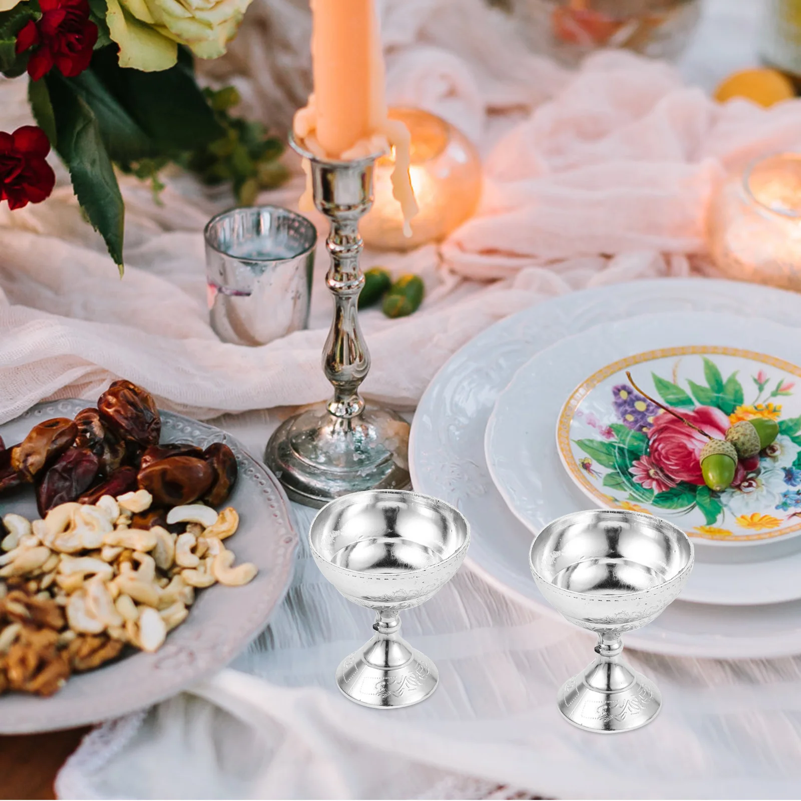 

12pcs Wedding Candy Boxes Elegant Wine Cup Design Reusable Party Decorations Favor Container For Bride Groom Guest Gift Table