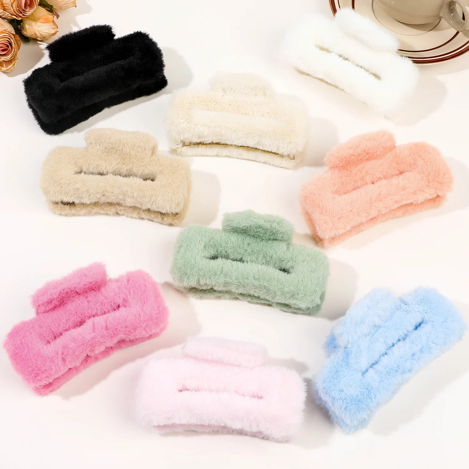 Winter Plush Square Hair Claw For Women Elegant Acrylic Hairpins Faux Fur Hair Clip Fashion Fluffy Barrette Crab Hair Accessorie