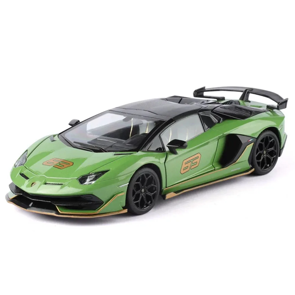 

Масштабная модель автомобиля Lamborghini SVJ63 Revuelto 1:32, литая из сплава, с открывающимися дверями, звуком и светом, инерционная, подарок для друга