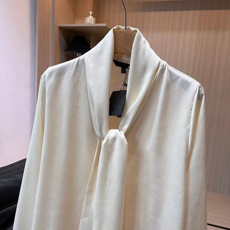 เสื้อเชิ้ตและเสื้อเบลาส์ Maxdutti เสื้อผ้าผู้หญิง เสื้อเชิ้ตคอผ้าซาตินสไตล์ฝรั่งเศส เสื้อเชิ้ตฤดูใบไม้ร่วง เสื้อเชิ้ตลำลอง เสื้อเบลาส์ฤดูใบไม้ร่วง