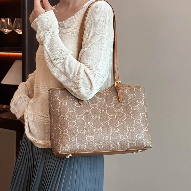 

The New 863 Tote Bag, Simple and Versatile Shoulder Handbag, High-end Presbyopia Fashion Large-capacity Simple Bag