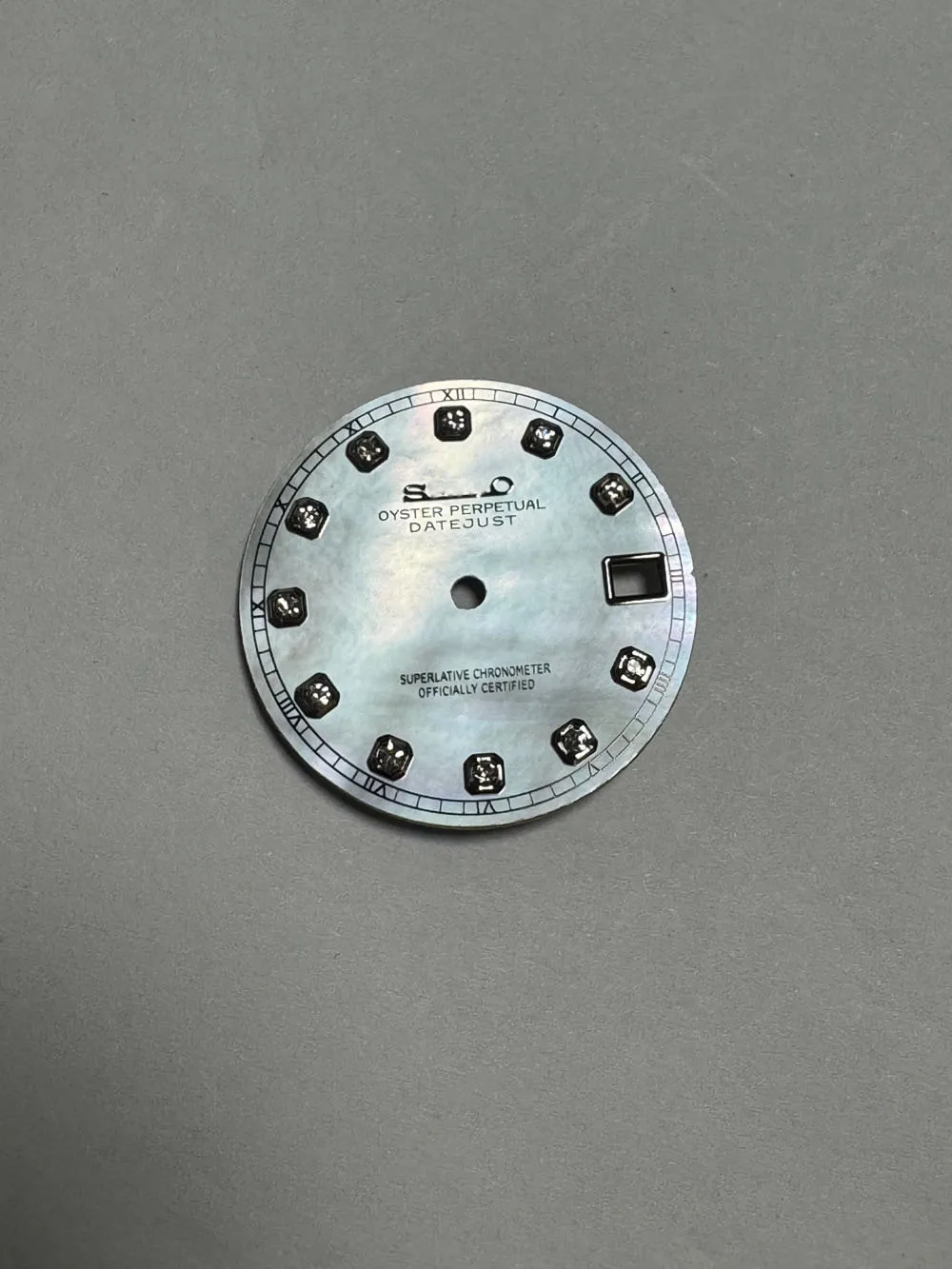 28.5mm S Logo Shell Dial Suitable For NH35 Movement Watch Modification Accessories Green Luminous