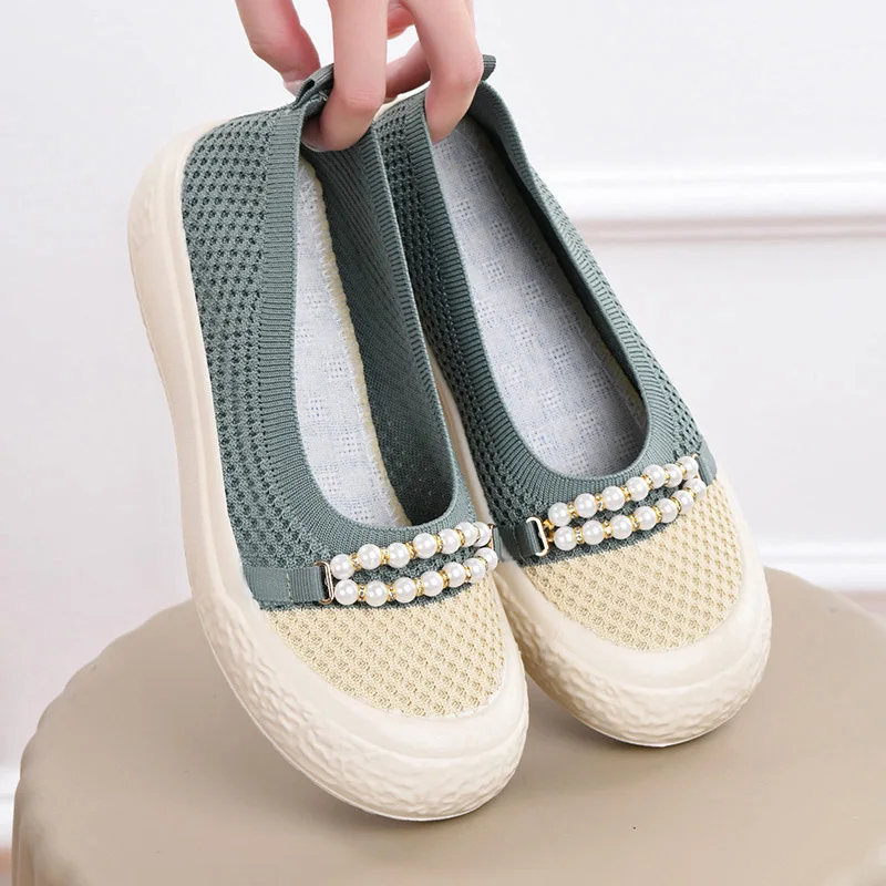 Flat Summer Soft Bottom Comfortable Fashionable Beijing Cloth Shoes Women's Casual Work Shoes Slip-On Breathable Women Loafers