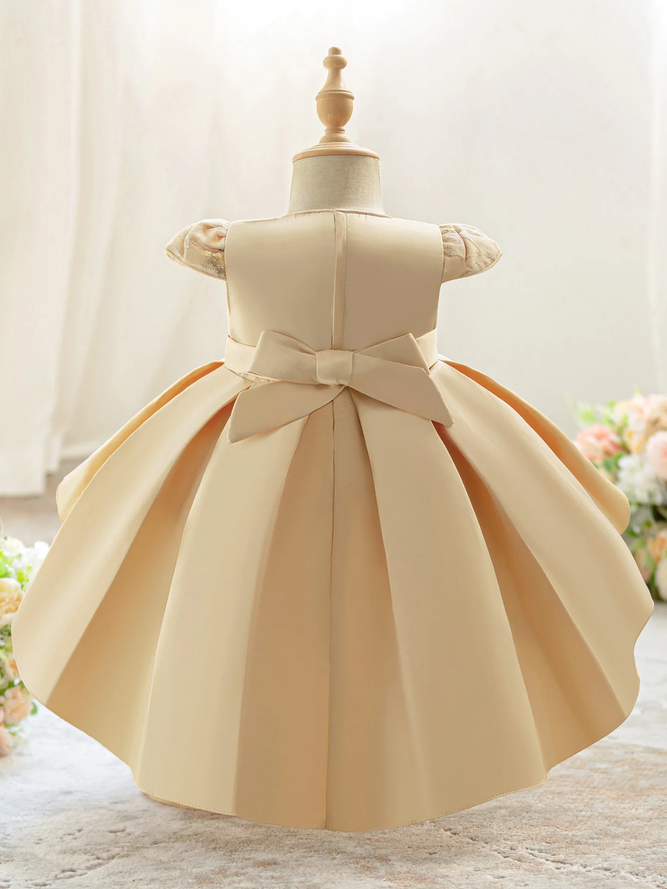 Toddler Bow Baby Girls Party Princess Dress Flower Embroidered Trailing 1st Birthday Wedding Bridesmaid Dress Girl Baptism Gown