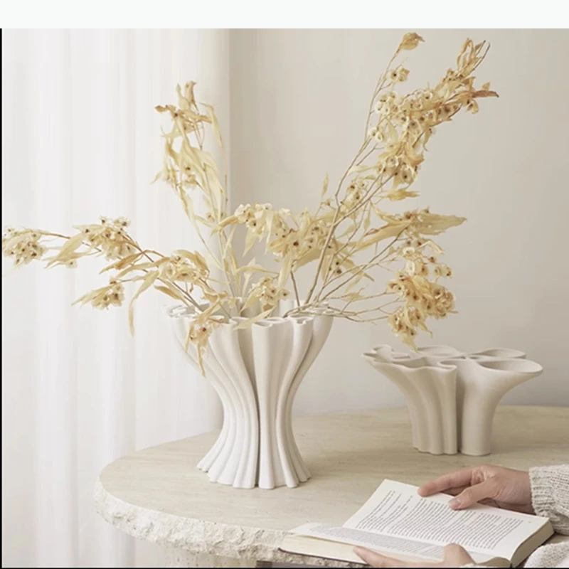 Ceramic Ornaments Abstract White Ceramic Vase Flower Arrangement Accessories Irregular Petals Coral Shapes Ornaments