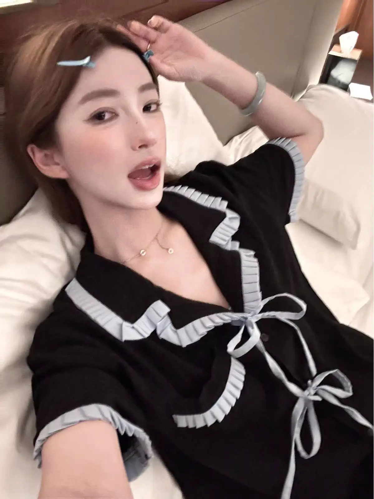 

Sweet Knot Lace Sleepwear Women's Summer New Black Turn Collar Short Sleeve Can Be Worn outside Home Clothes Two-Pi...