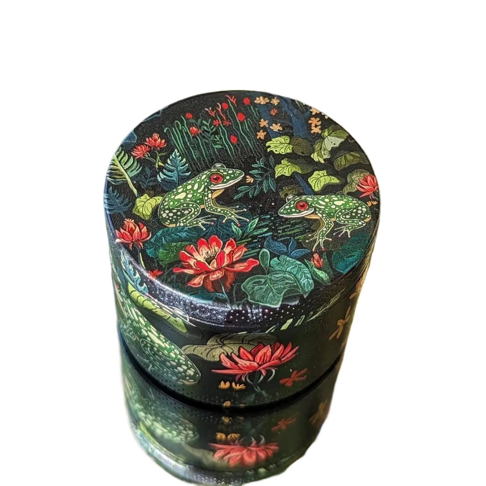 Pond Frog Four-Layer Metal Herb Grinder, Spice and Pepper Grinder, Mortar and Pepper Grinder, Tobacco Grinder, Kitchen Tools