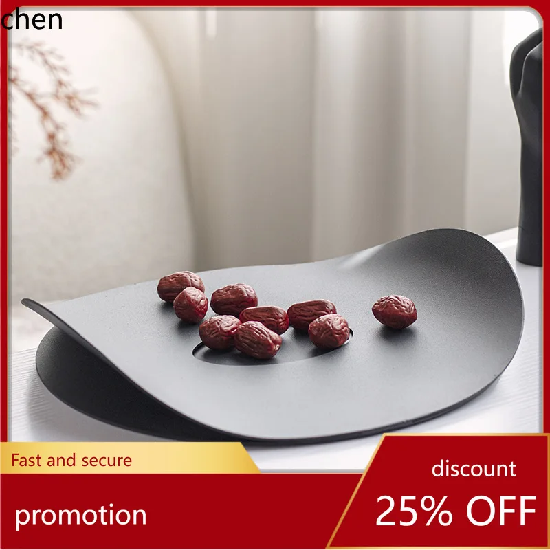 

H1 Modern Abstract Metal Geometric Fruit Tray Ornament High-end Model Room Storage Tray Decoration