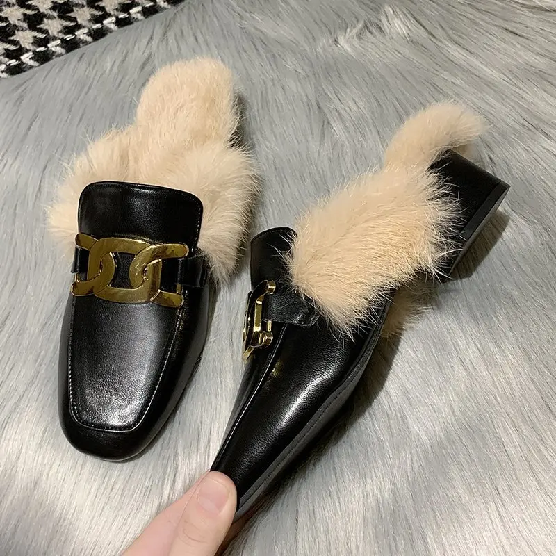 

Winter Women Suede Warm Slippers Brand Luxury Mules Flats Shoes 2025 New Short Plush Flip Flops Designer Cotton Slippers Mujer