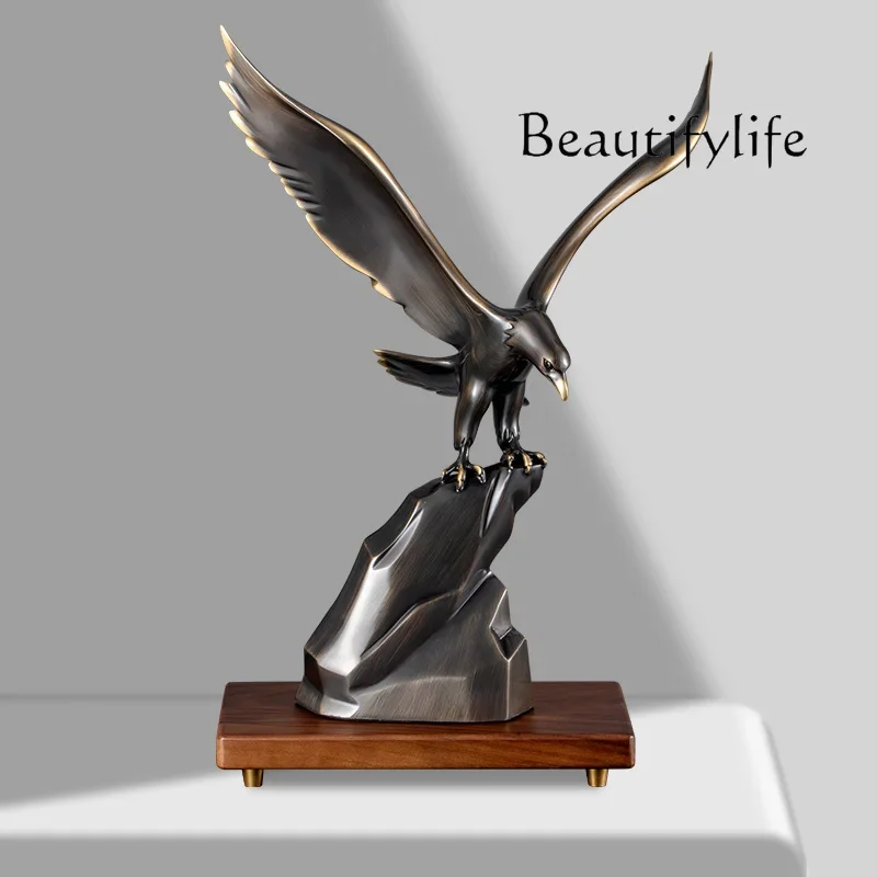 R Light Luxury High-grade Brass Living Room Entrance TV Cabinet Decoration High-end Sense Niche Desktop Eagle Ornament