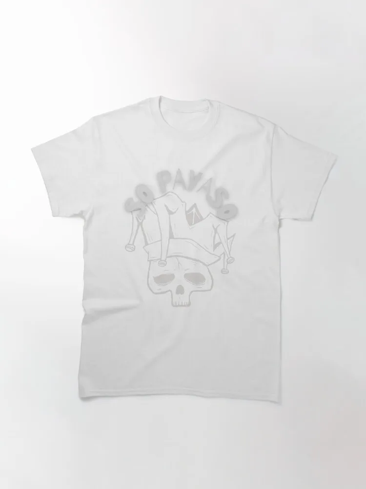 เสื้อยืดลายกราฟิก So Payaso ลายหัวกะโหลกและหมวกตัวตลก – สไตล์ดาร์กไอรอนิก เสื้อผ้าฝ้ายสำหรับผู้ที่ชื่นชอบวัฒนธรรมเฉพาะกลุ่ม เสื้อยืดผู้หญิง