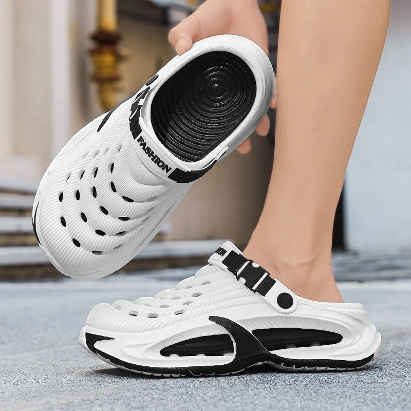 2026 Summer Men Clogs Sandals Summer Outdoor Garden Clogs Hole Shoes Male Casual Shoes Water Shoes Comfort Home Soft Slippers view 3