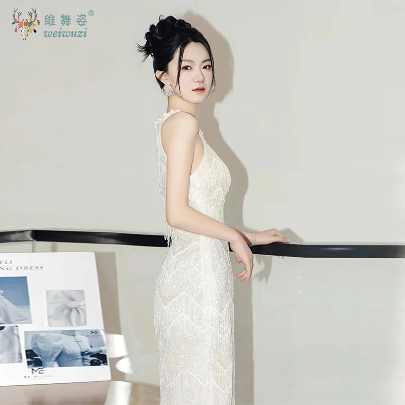 Vestido de noche de lujo con lentejuelas y cuentas bordadas, borla fina y brillante, cuello colgante, sin mangas, ajustado, vestido de compromiso de novia