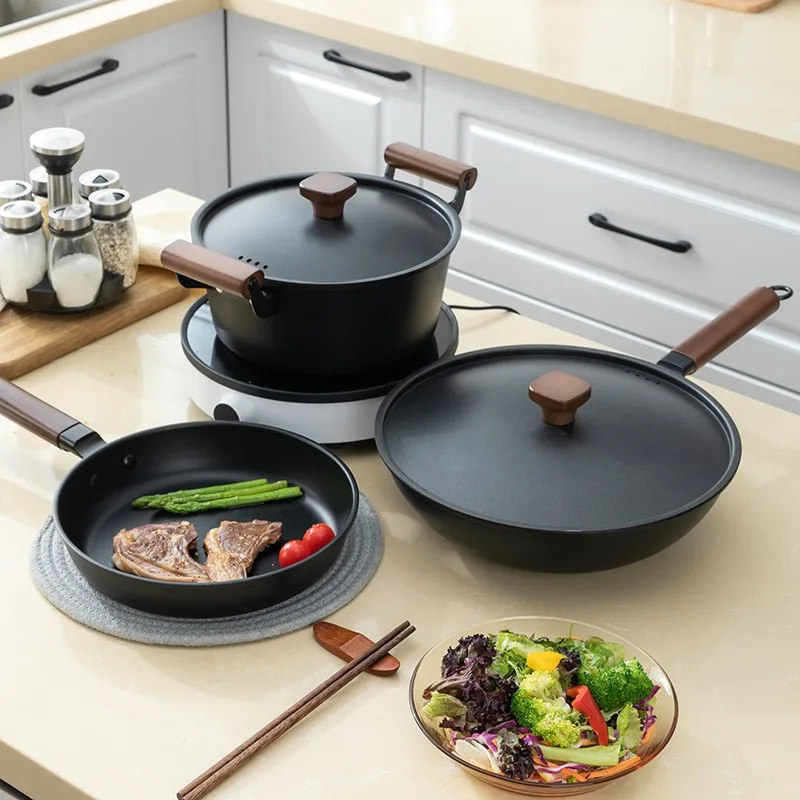 Non-Stick Iron Cookware Set, Multi-Purpose Home Kitchen Frying Pan & Saucepan with Lid