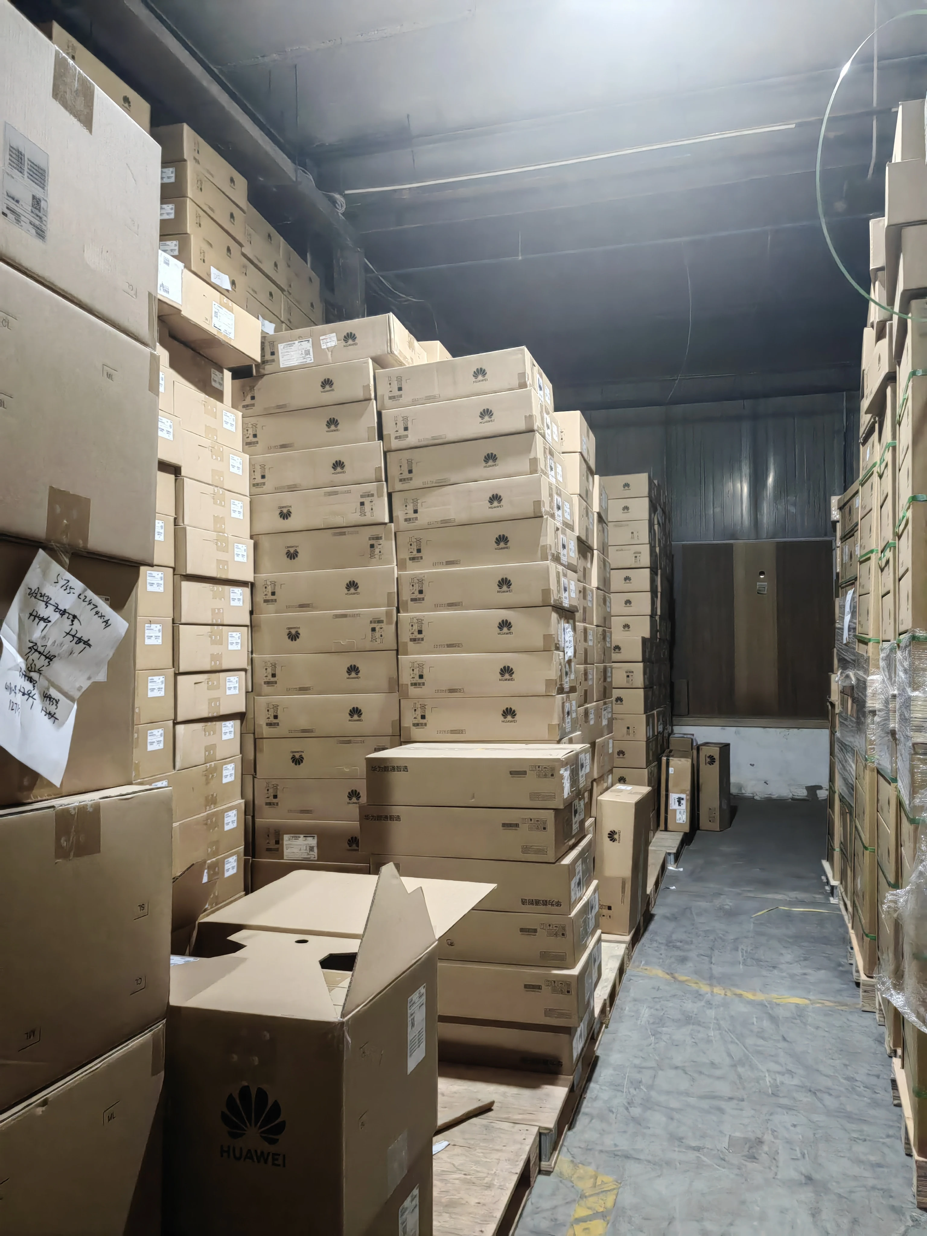 DS923+ Brand New  4-Bay DiskStation DS923+ (Diskless) with Competitive Price