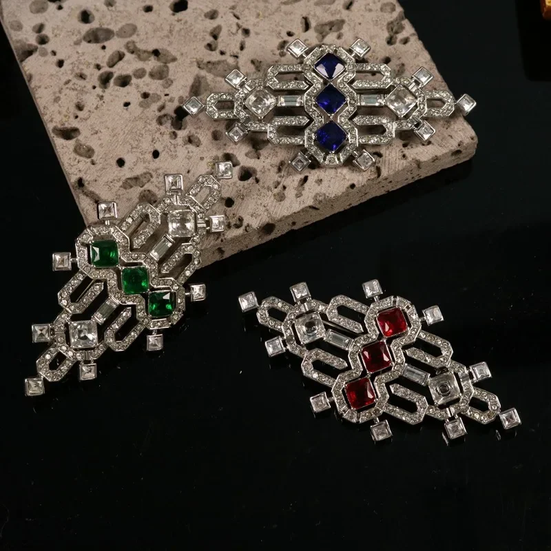 

Geometric Designed Brooches Elegant Glass Rhinestone Blue Green Dark Red Pins Accessories Femme Jewelry