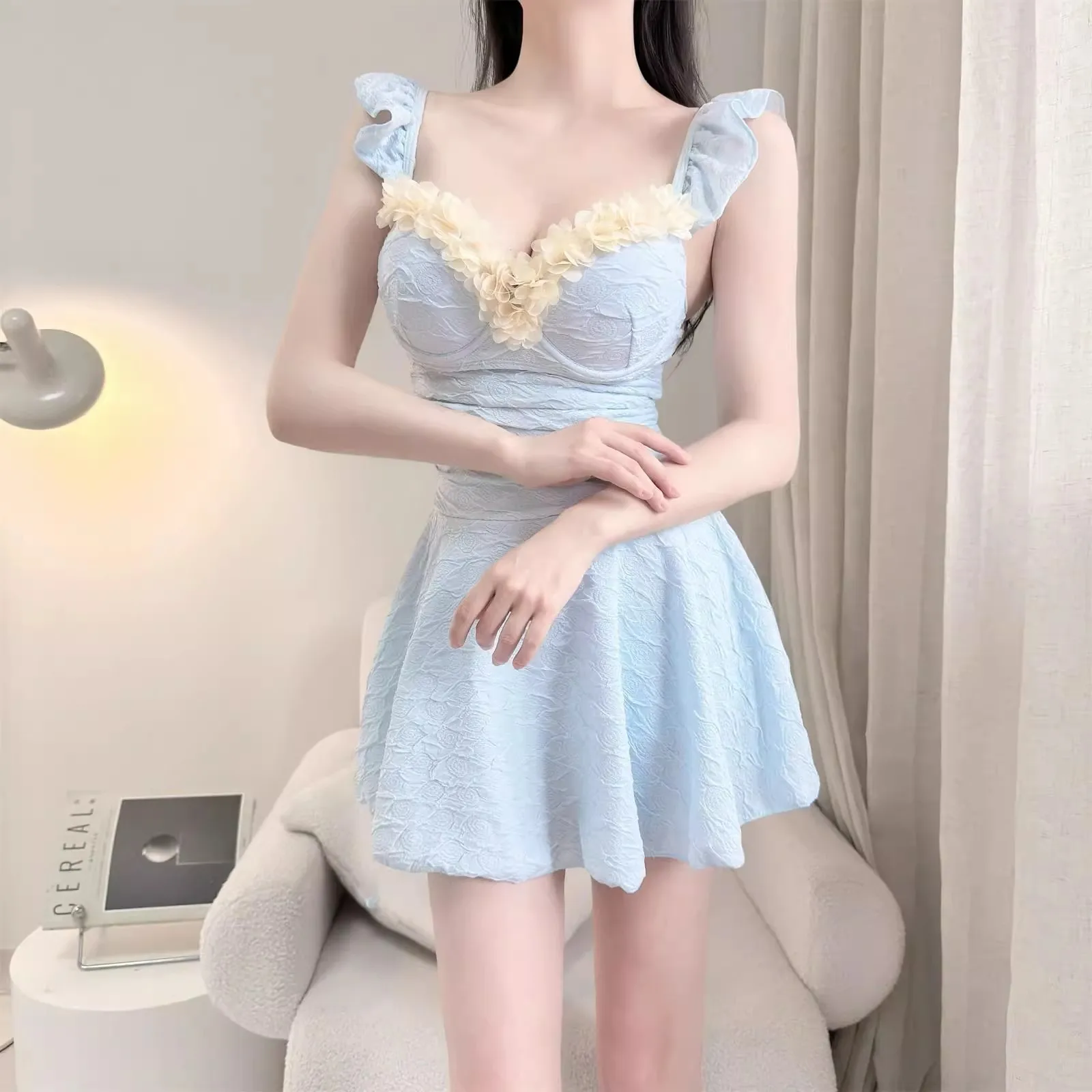 Traje de baño con tirantes para mujer, vestido Sexy de una pieza, traje de baño adelgazante para el pecho, traje de baño para vacaciones en la playa, regalos de cumpleaños 2025