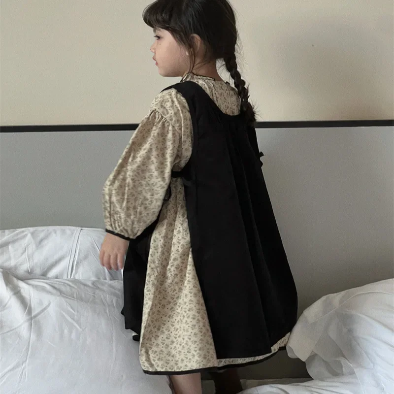 Autumn New Childrens Clothing Korean Girl Corduroy Vest Skirt Dress Simple Fashion 2024 Versatile Sweet Fashion Simple