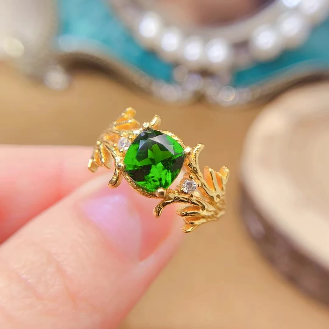 KJJEAXCMY Fine Jewelry Natural Diopside Women's Ring S925 Silver Electroplating Process Inlaid High Clarity Support Testing