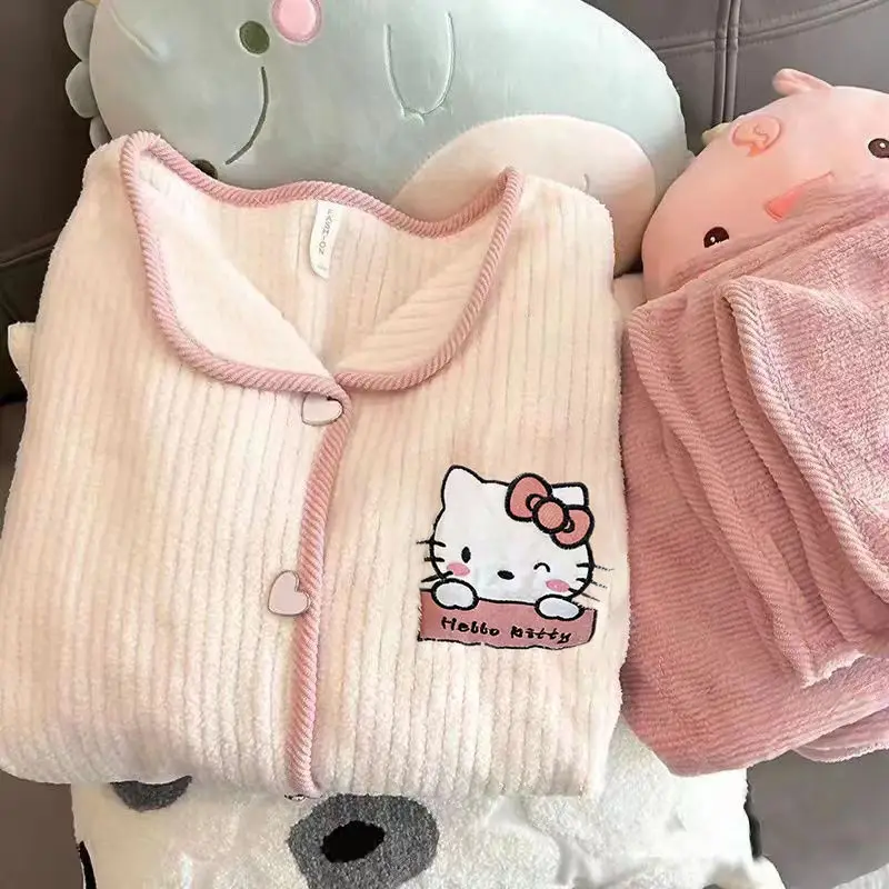 Pijamas de franela de Anime Sanrios Pochacco Kawaii Hello Kitty mujer Otoño Invierno lindo conjunto de ropa de hogar de dibujos animados ropa de