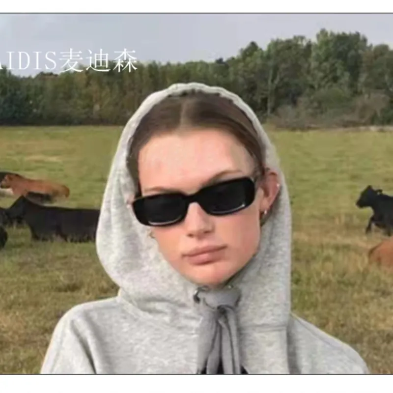 

Female Active Sports olarized Sunglasses Hot Small Frame Joker Sun Glasses Lentes De Mujer Men Sun Glasses