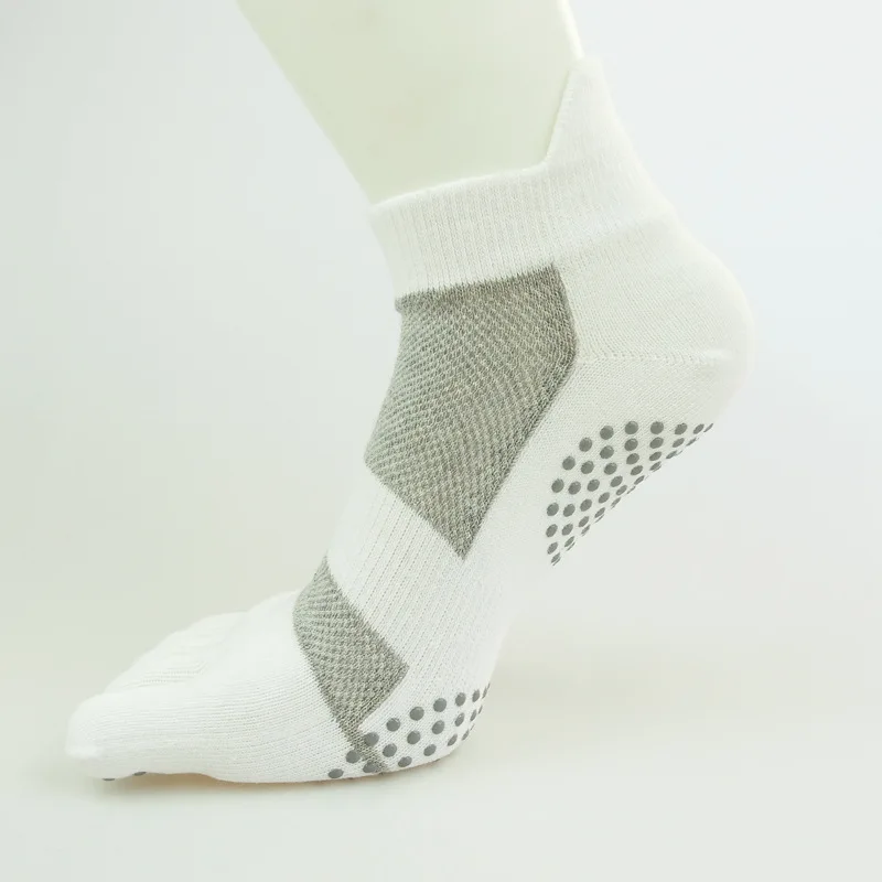 3 Pairs Sport Non-slip Socks Short 5 Fingers Ankle Grip Socks Floor Sports Trampoline Fitness Pilates Yoga Socks for Men Women