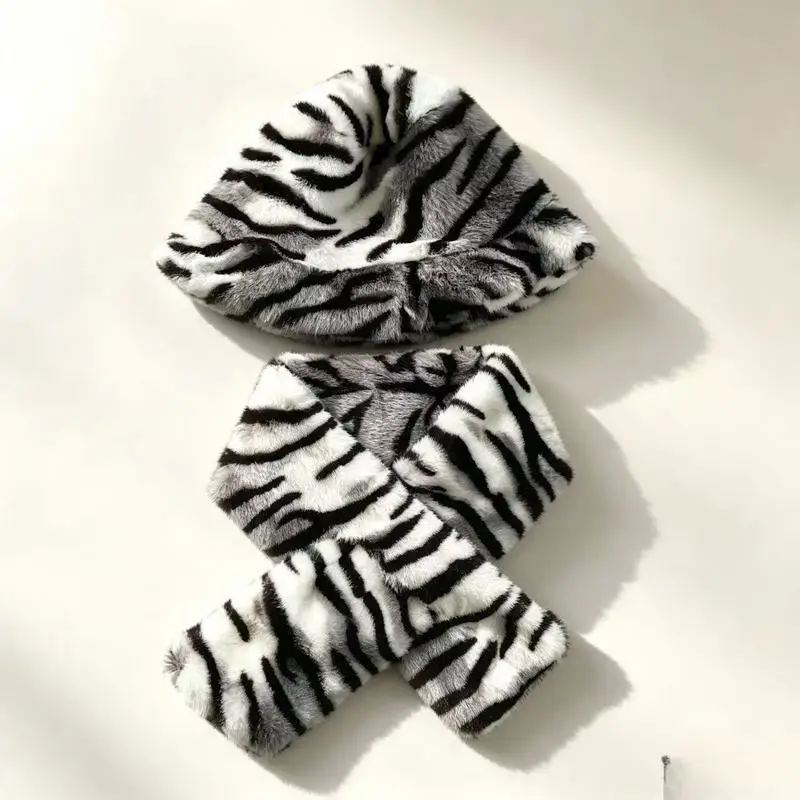 2pc tiger-pattern faux fur fisherman hat and scarf set thickened plush for autumn and winter women's interlocking hats scarves