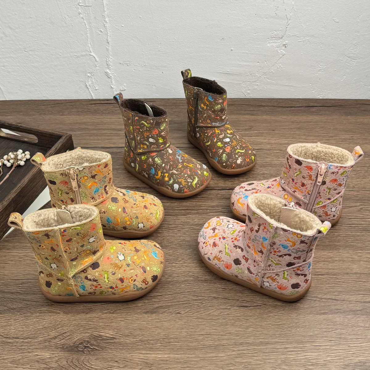 

Winter Snow Boots for Girls Suede Leather Cartoon Print Dinosaur Children's Fashion Boots Genuine Leather Baby Boys Shoes