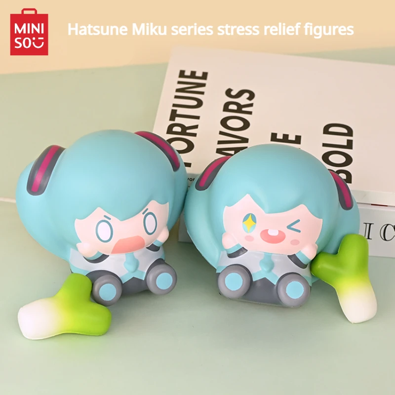 

MINISO Pinch Toy Hatsune Miku Series Stress Relief Figure Soft Slow Rebound Tabletop Decoration Birthday Gift Children's Toys