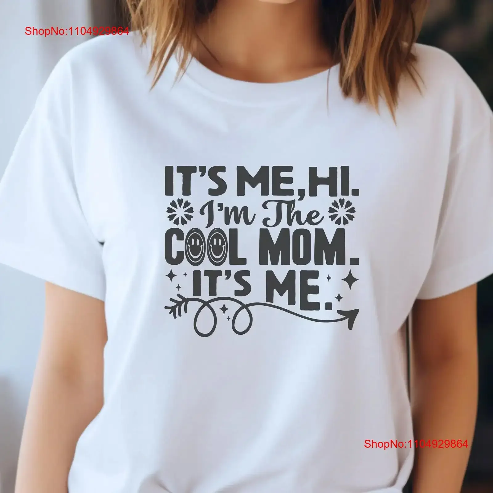 

Футболка с забавной мамой It's Me Hi I'm The Cool на День матери, Рождество, винтаж, стираная домашняя мода, слегка унисекс, графика