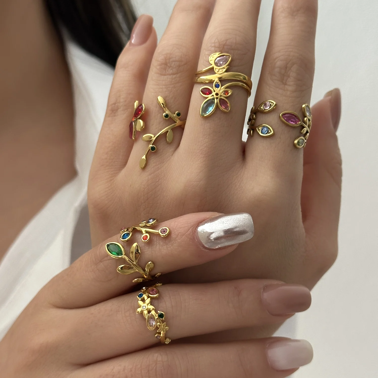 Bunte CZ-Blumen Geometrische Edelstahl-Offene Ringe für Frauen, Zierliche PVD-Vergoldete Manschettenringe Set, Wasserfester Schmuck Geschenk – Detail 3