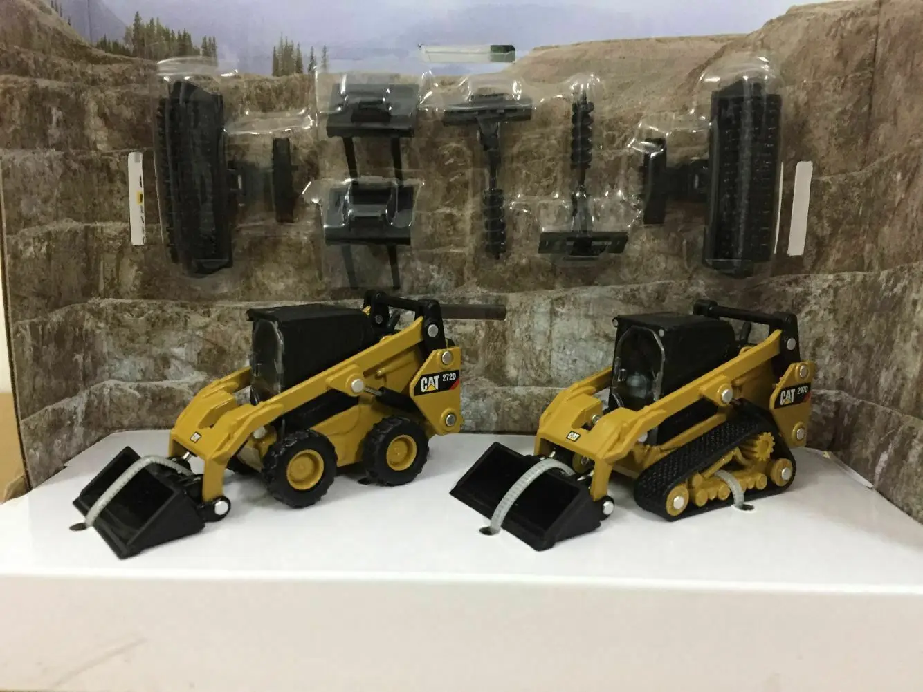 Diecast Caterpillar Diecast Masters Modelo, Skid Steer, Carregador de terreno Muilti, Escala 1:64, Cat 272D2, DM85693