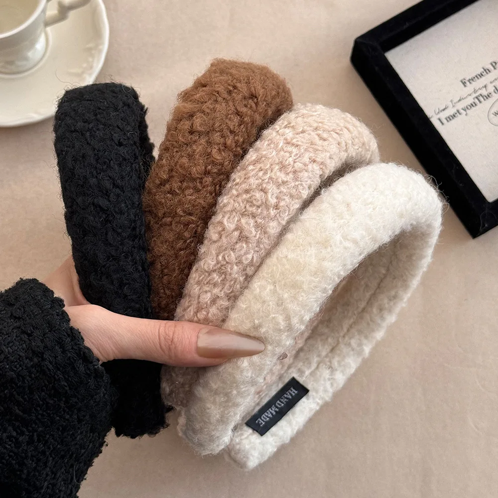 

Korean winter retro headband hair band For women girl vintage accessories Hoops furry new in Gift makeup kpop sweets adults 2025