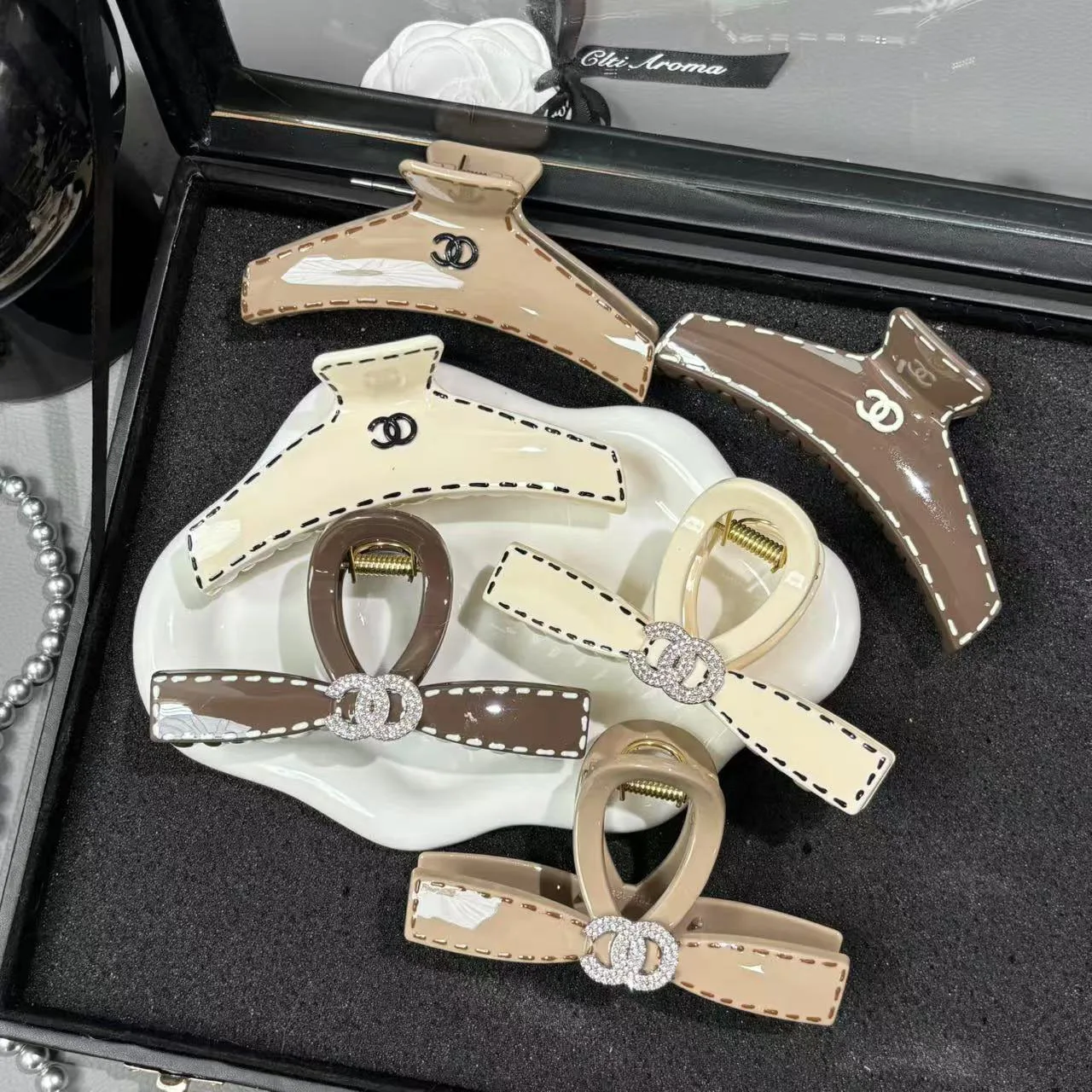 

New line diamond-set large grab clip shark clip hair grab versatile premium hairpin