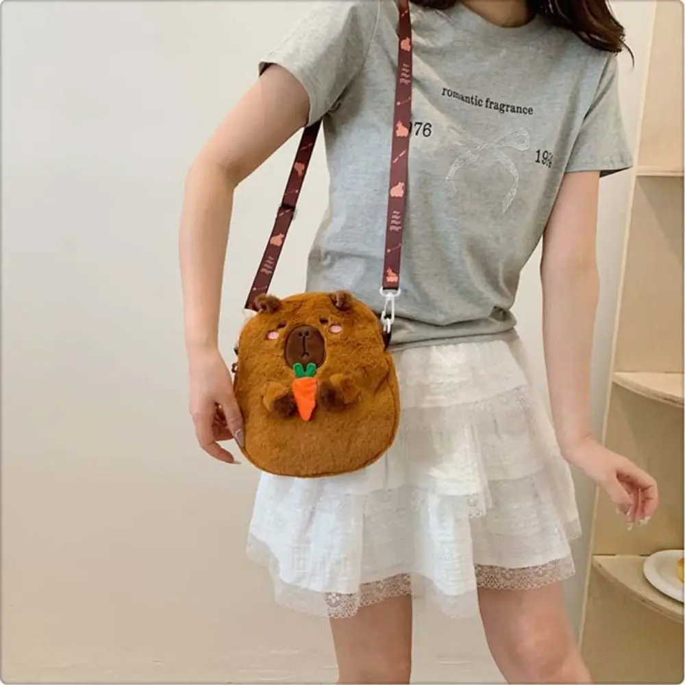 Animal Cartoon Capybara Plush Shoulder Bag Zipper Stuffed Capybara Crossbody Bag Fashion Cute Cartoon Capybara Handbag Couple