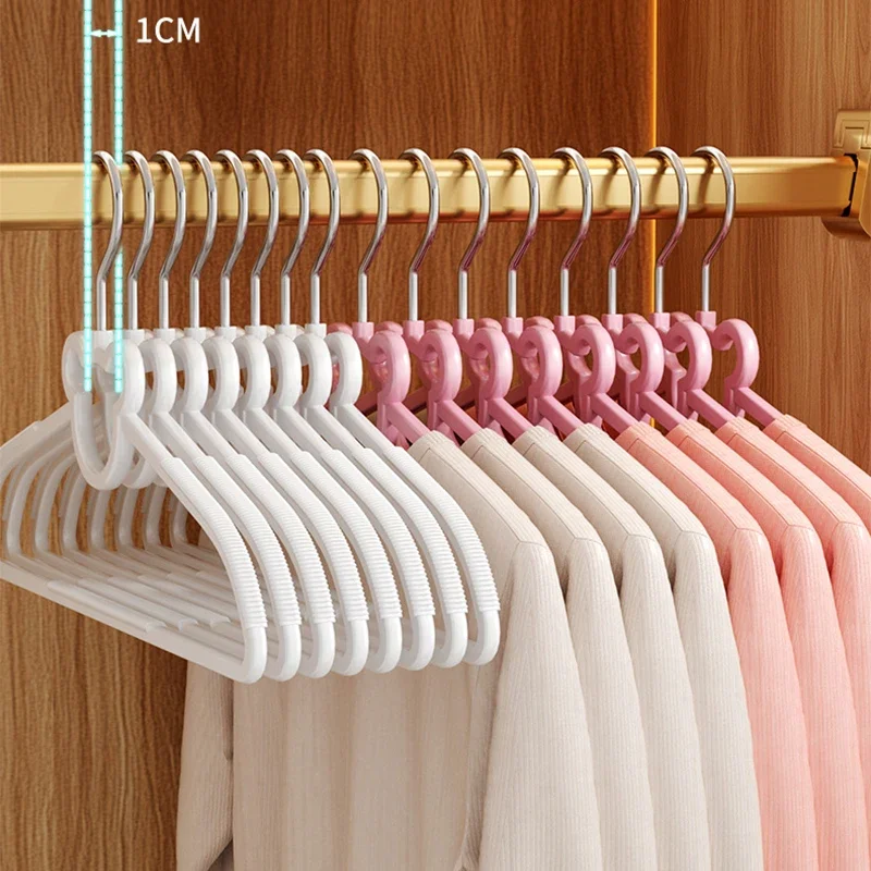 5/10PCS Pink/White Cute Bear Clothes Hangers,Non-Slip Space-Saving Slim PP Hangers for Coat Jacket Dress,Household Clothes Rack 3