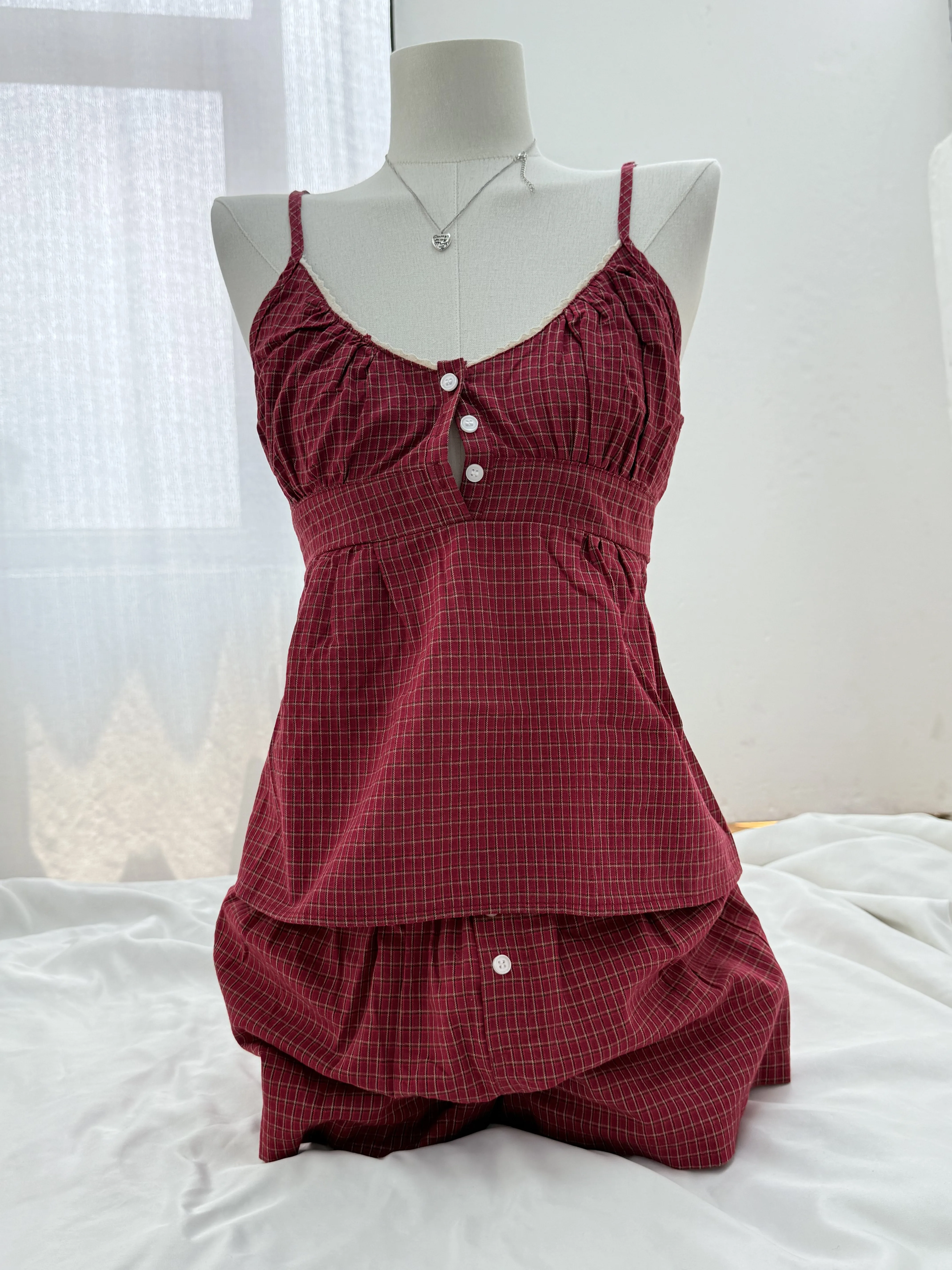 

Vintage Red Plaid Tank Shorts Pajama Set Women Sleeveless Crop Top+Elastic Waist Straight Short Pant Sweet Y2K Home 2 Piece Sets