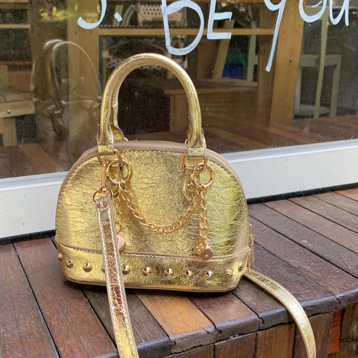 

JIOMAY 2025 New Women's Fashionable PU Shell Clip Wallet, Uniquely Designed High-end Studded Handbag