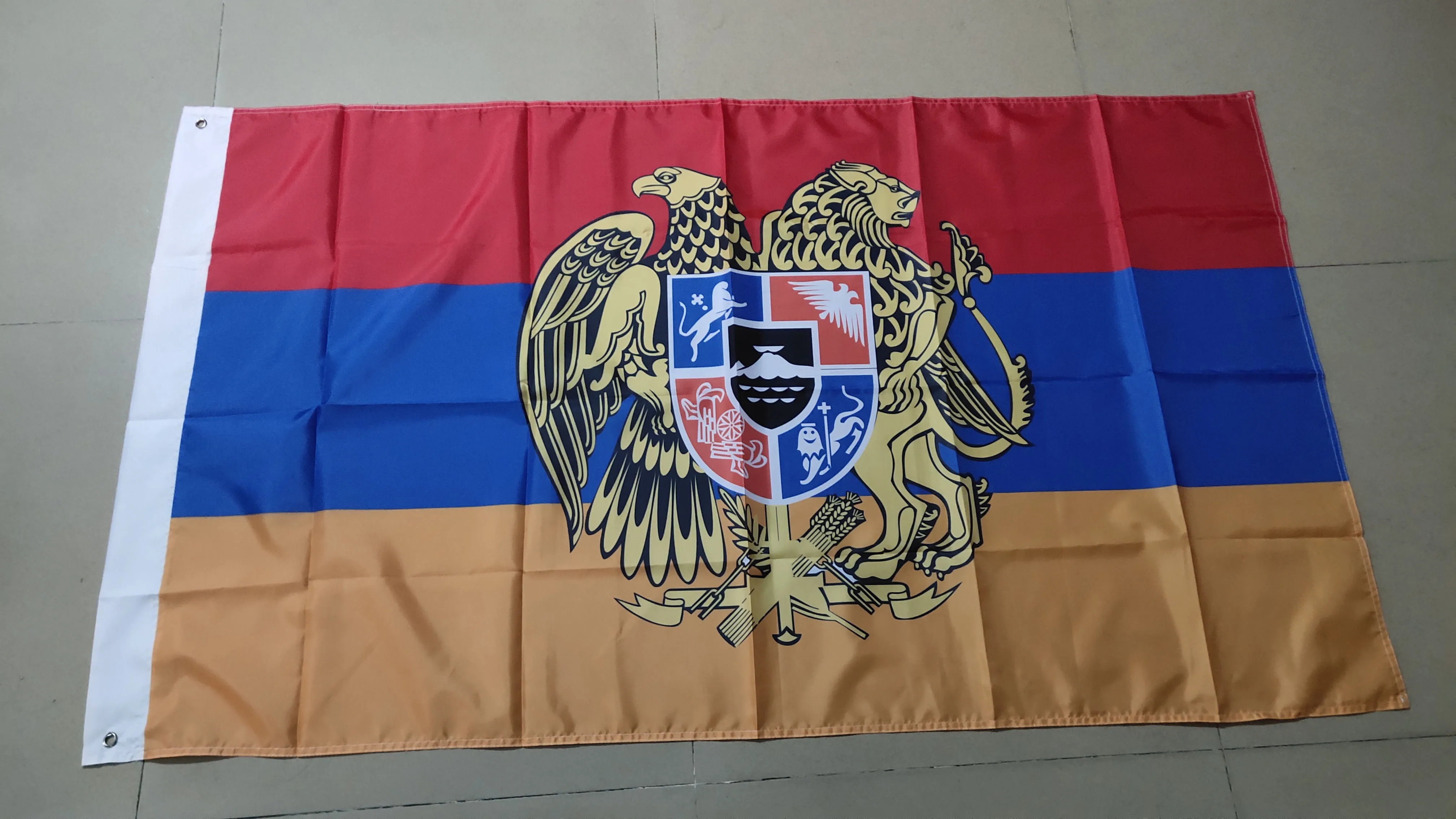 Armenia National Emblem Flag 90*150CM/200*300CM Polyester Hanging Armenia National Emblem Flag Armenian Flag for Decorate