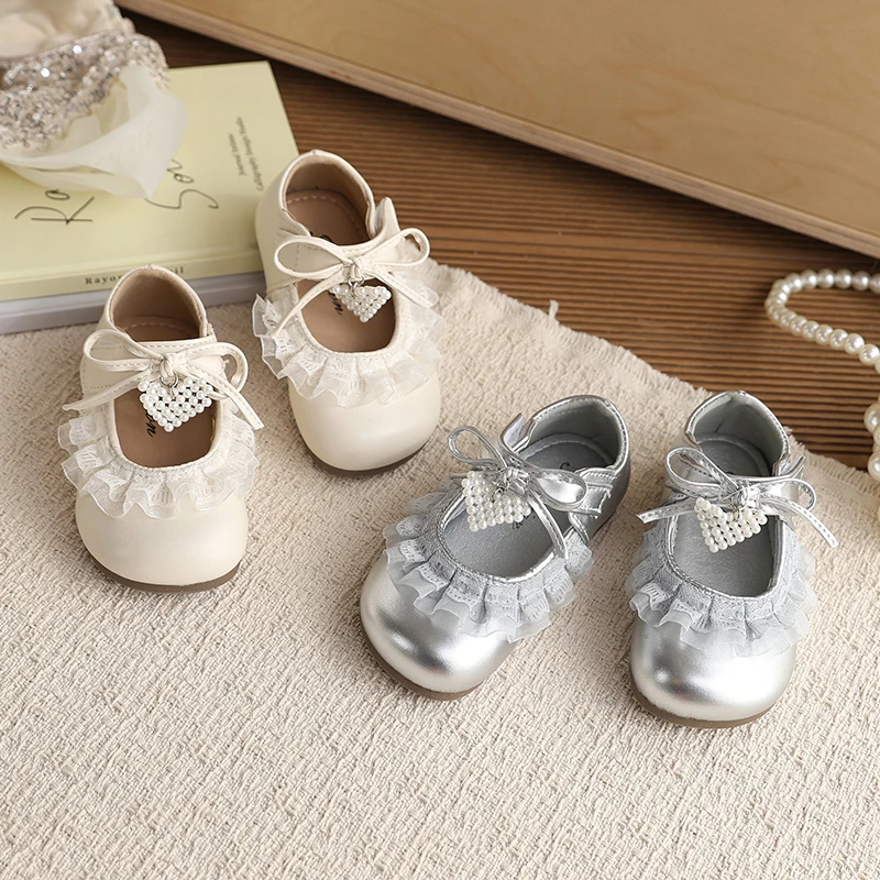 Girls Lace Ruffle Mary Jane Shoes Children Flats Leather Shoes with Pearls Heart Soft Sole Kids Princess Shoes for Party Wedding