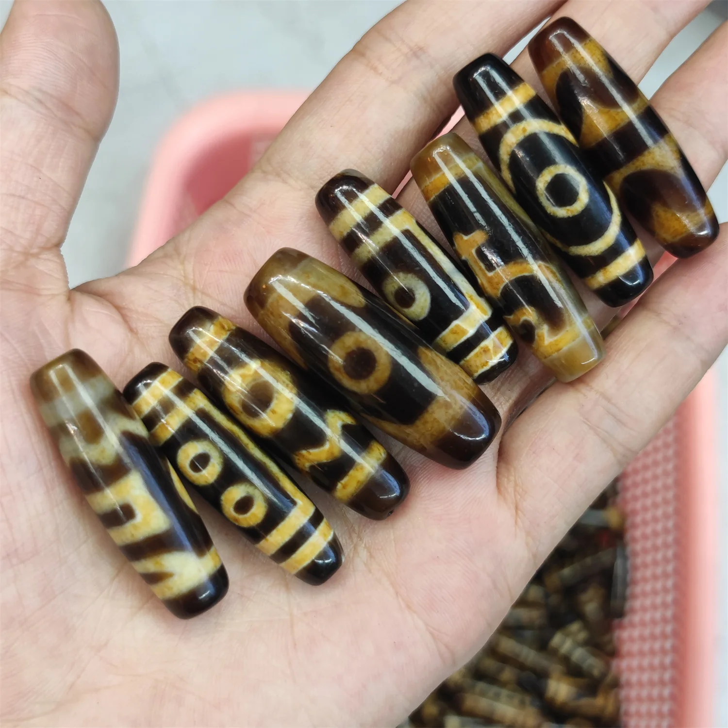 100pcs/lot Natural multi-pattern old agate dzi Weathering lines Tooth yellow 40mm diy Bracelet Necklace accessories Ethnic style