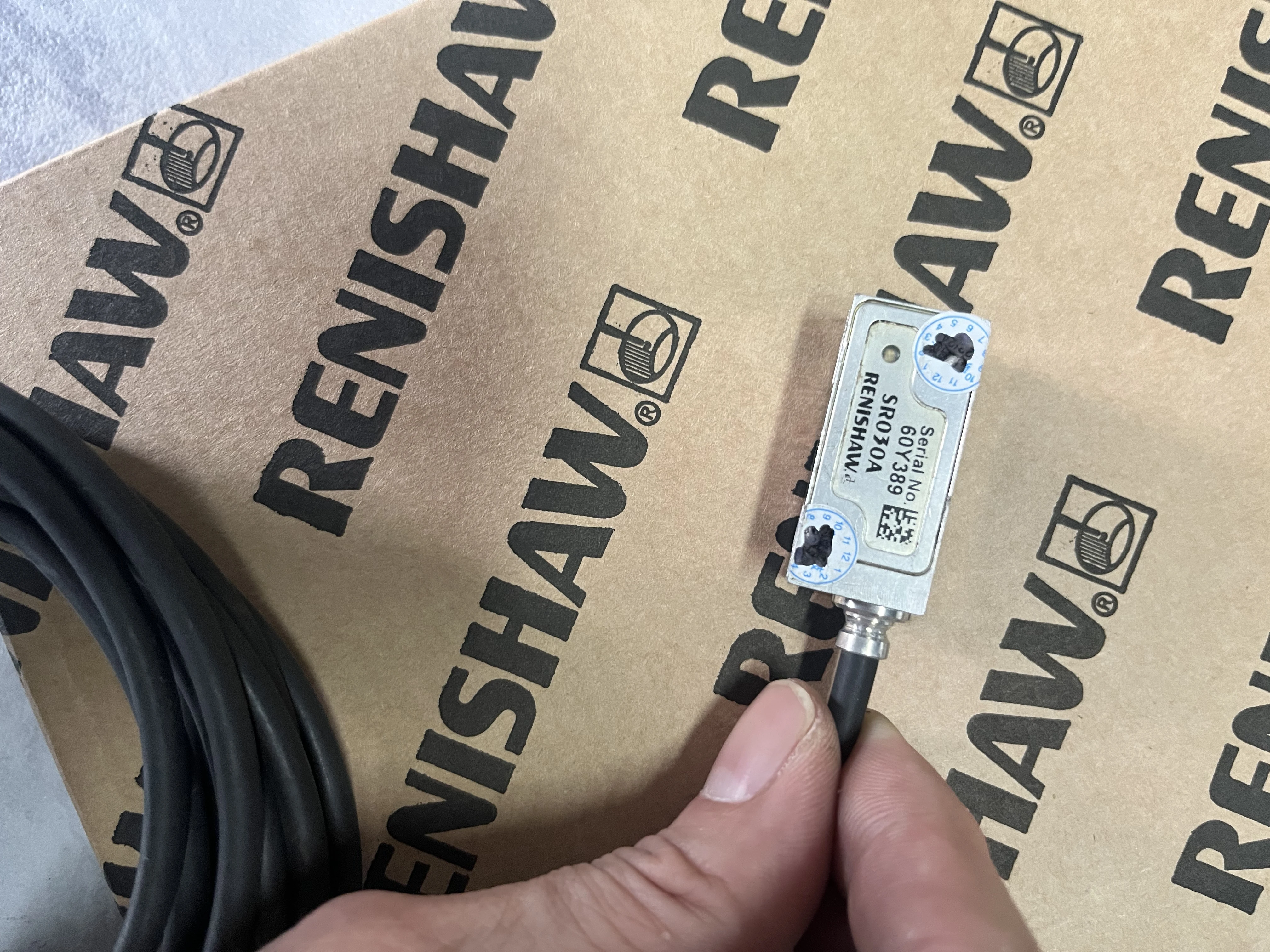 Renishaw's Original Imported Reading Head SR030A, Made In The UK, Shot In Kind. The Quality Is As Shown In The Picture.