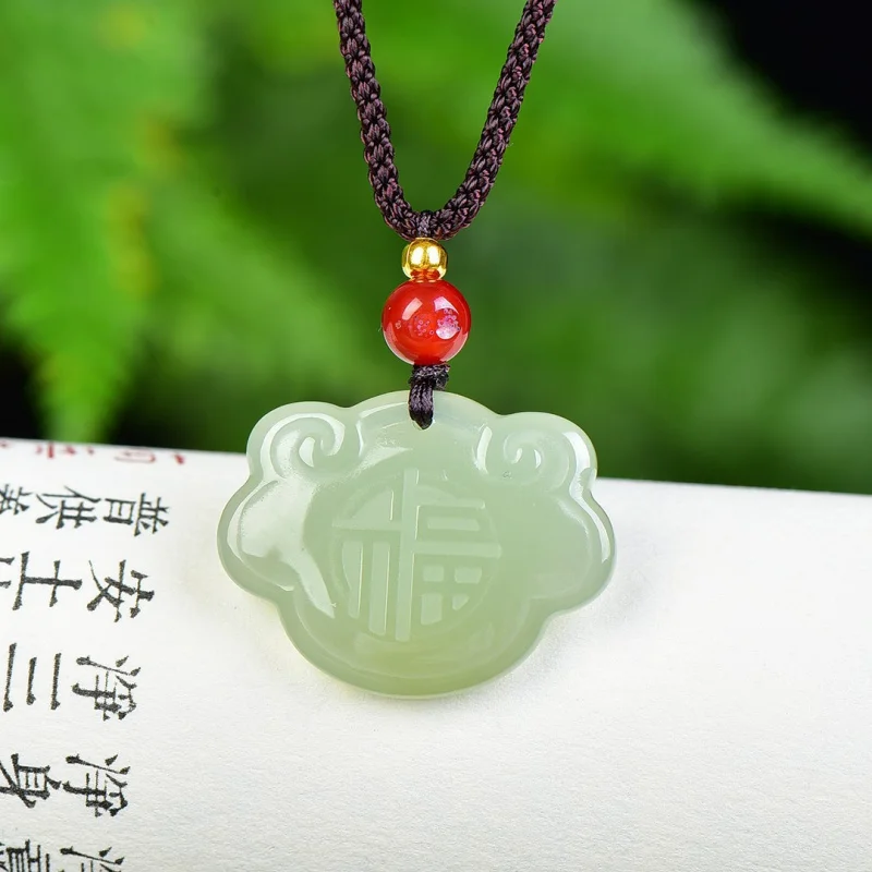 Exquisite Hetian jade Qinghai material auspicious-fulfilling lock pendant, ethnic style, fashionable and versatile