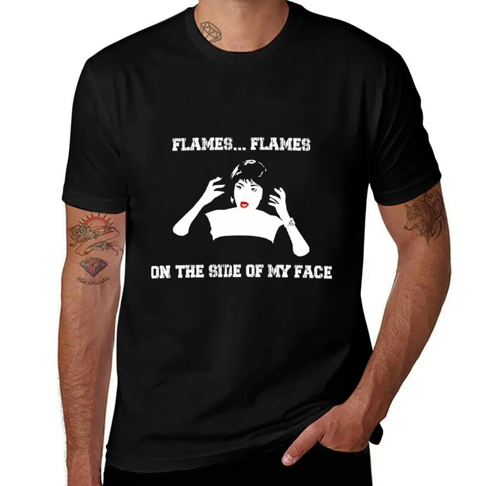 T-shirt Flames.On The Side Of My Face Clue Movies, T-shirt à panneaux en maille respirante