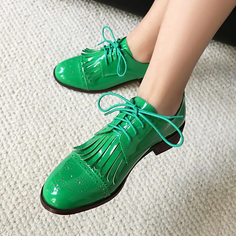 SIMLOVEYO تصميم لامعة النساء مضخات جولة تو كتلة الكعوب 3.5 سنتيمتر الدانتيل يصل شرابات حجم كبير 41 42 43 موضة الترفيه الأحذية اليومية