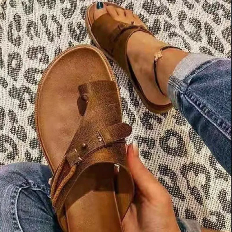 2024 sandali per donna pantofole ortopediche Bunion Corrector sandalo con punta ad anello in pelle pu comoda piattaforma scarpe basse da donna Plus