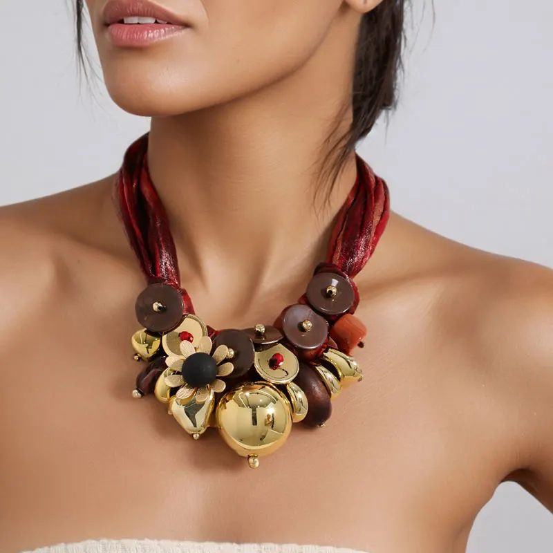 

Statement Beads Necklace with Flower Pendant for Women Elegant Wedding Party Jewelry