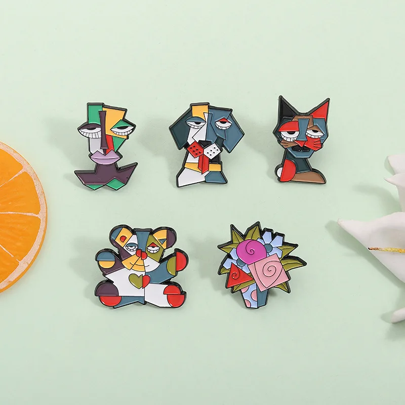 Urocze przypinki ze stopu z motywem kota, akcesoria, kreskówkowe przypinki ze zwierzętami, do mocowania na ubraniach.