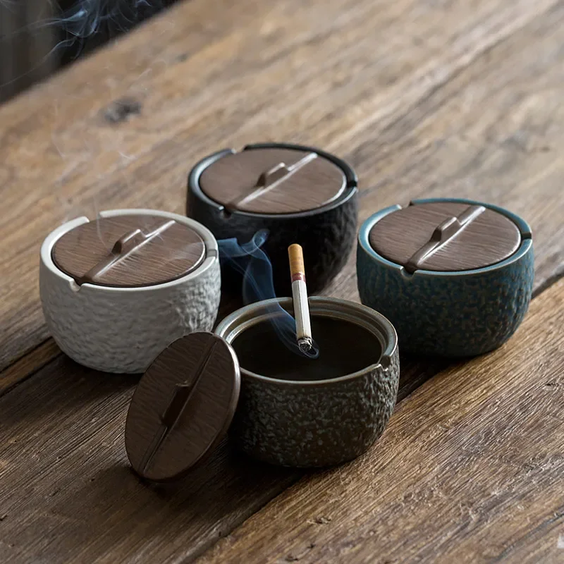 Retro Personality Ashtray Living Room Office Trend Ceramic Multifunctional Windproof Household with Lid