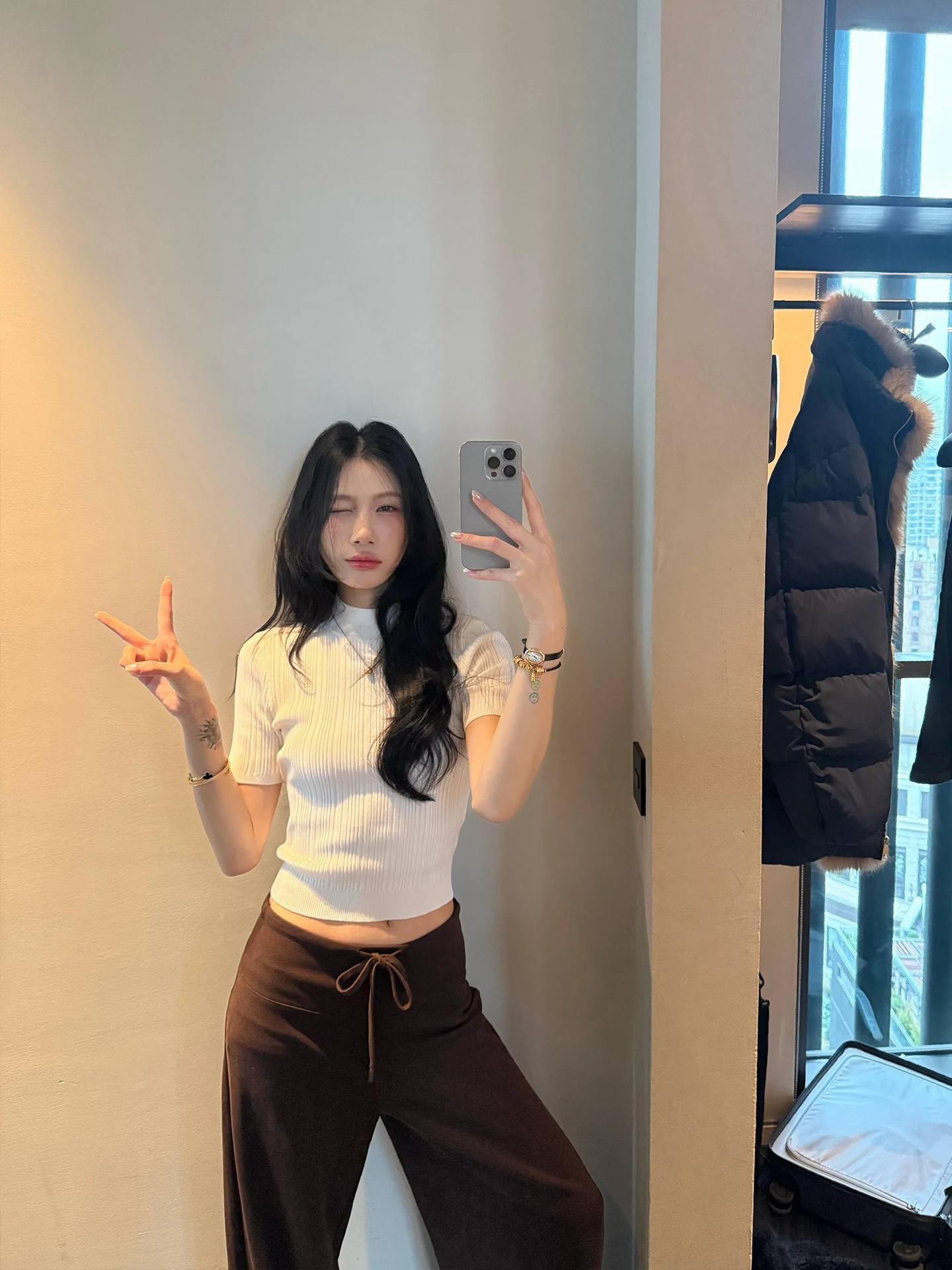 

Вязаный топ в корейском стиле, повседневная базовая футболка для женщин, модная, дышащая, удобная, приятная к телу, для весеннего сезона